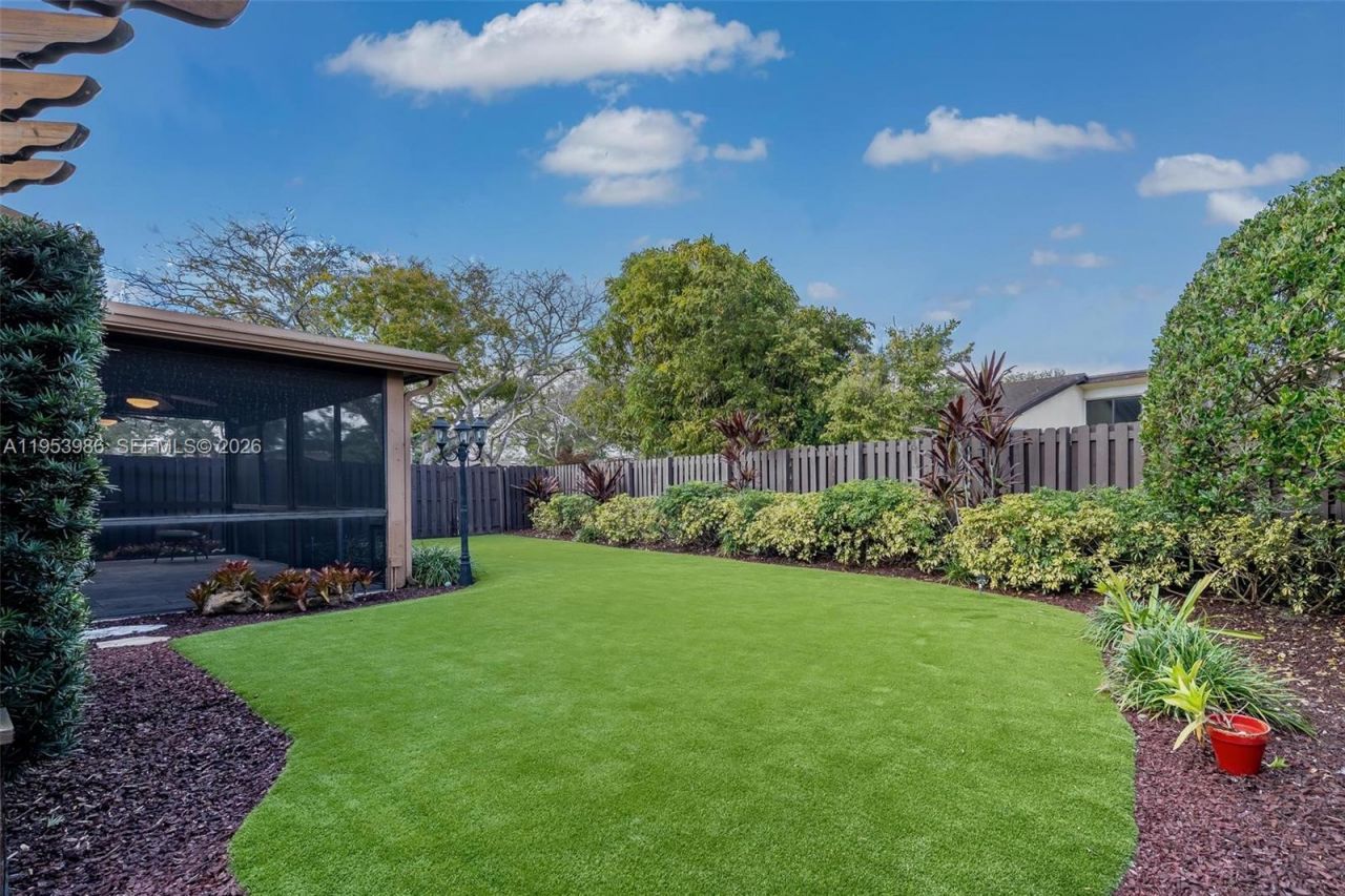 13595 SW 114th Ter, Miami, FL 33186 Photo