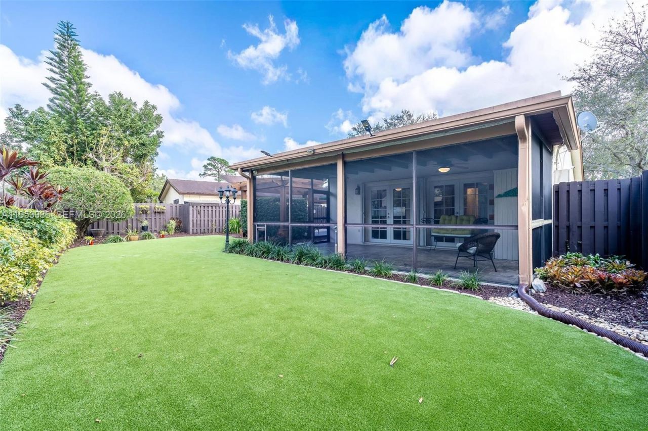 13595 SW 114th Ter, Miami, FL 33186 Photo