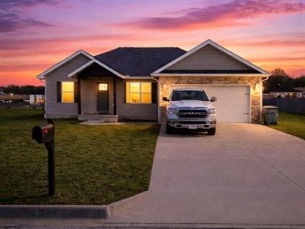 270 Velma Dr., Seymour, MO 65746