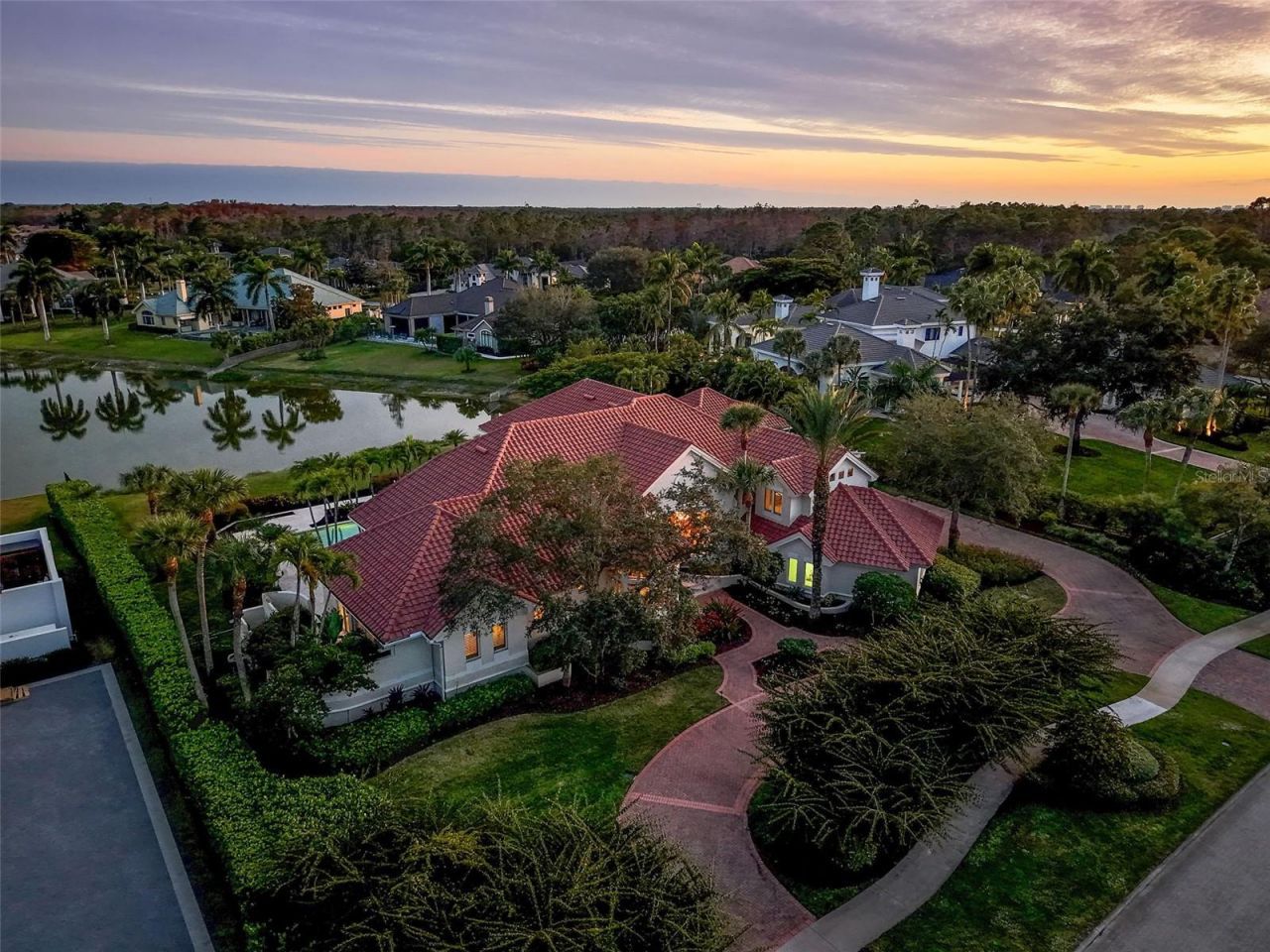 6320 Burnham Road, Naples, FL 34119 Photo