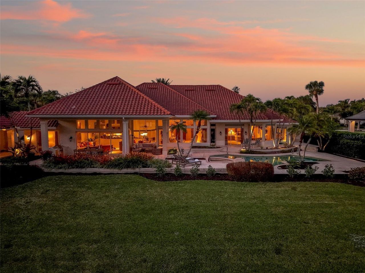 6320 Burnham Road, Naples, FL 34119 Photo