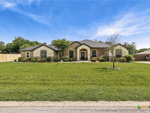 965 Ridgeoak Drive, Belton, TX 76513