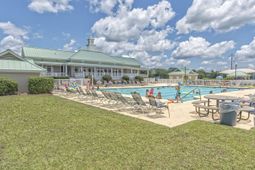 200 Crossandra Avenue photo 4