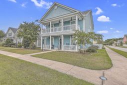 200 Crossandra Avenue photo 4