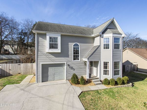 9005 Colchester Ridge Rd, Knoxville, TN 37922