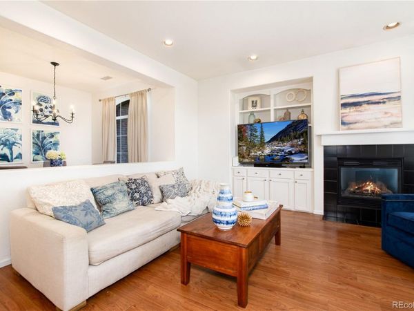 601 W Burgundy Street, Unit B, Highlands Ranch, CO 80129