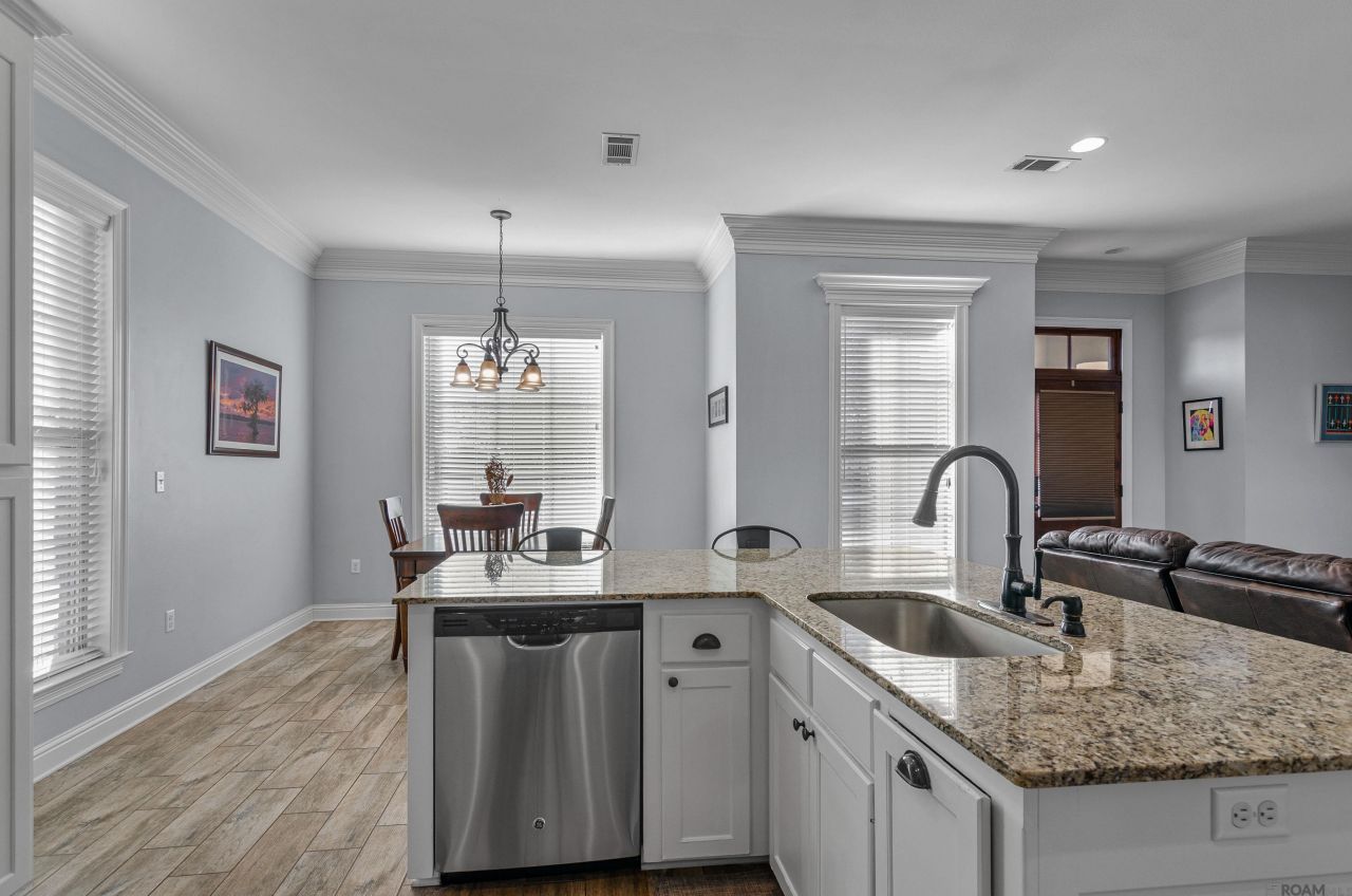 13008 Dutchtown Mill Dr, Gonzales, LA 70737 Main Photo