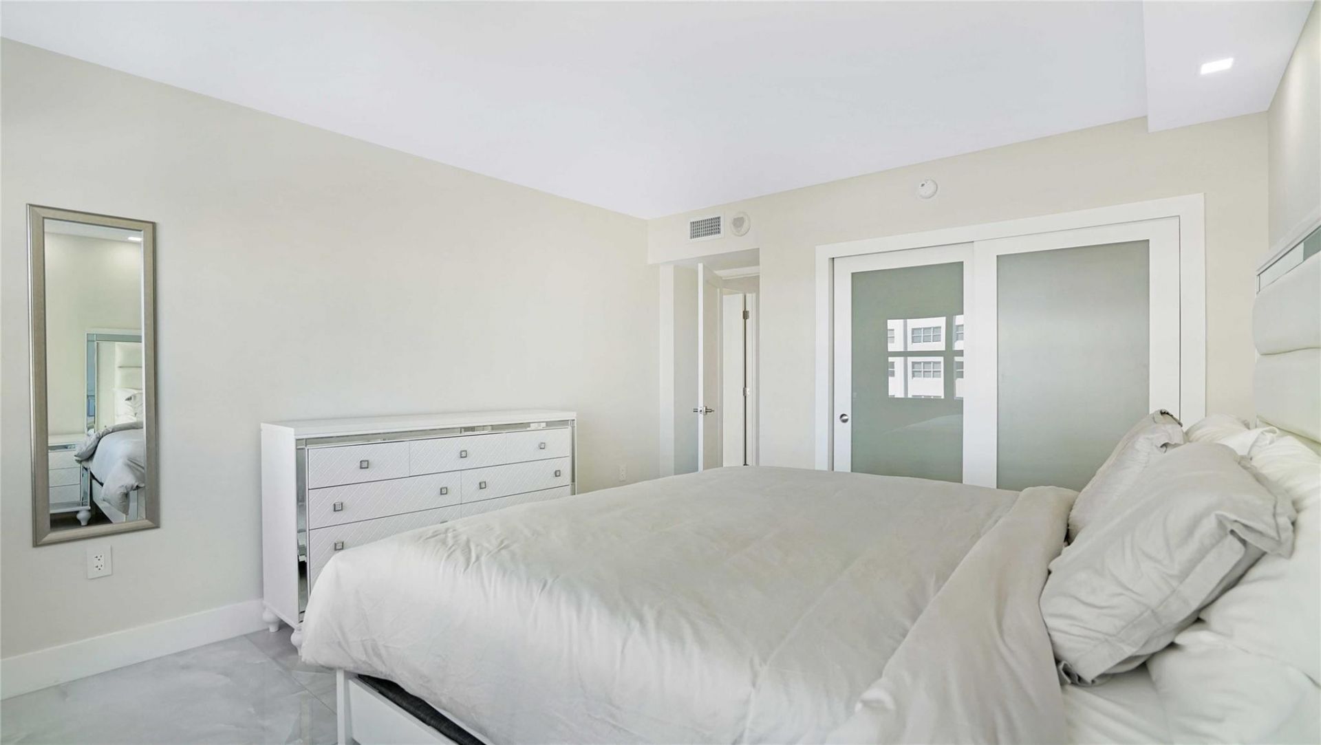 3400 Galt Ocean Drive, Unit 1209S, Fort Lauderdale, FL 33308 Photo