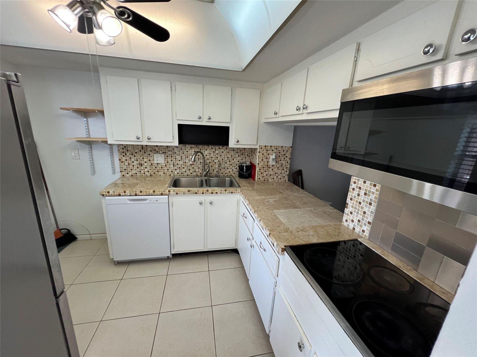 9818 Marina Boulevard, Unit 1226, Boca Raton, FL 33428 Photo