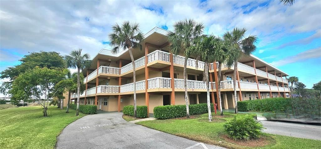 9818 Marina Boulevard, Unit 1226, Boca Raton, FL 33428 Photo