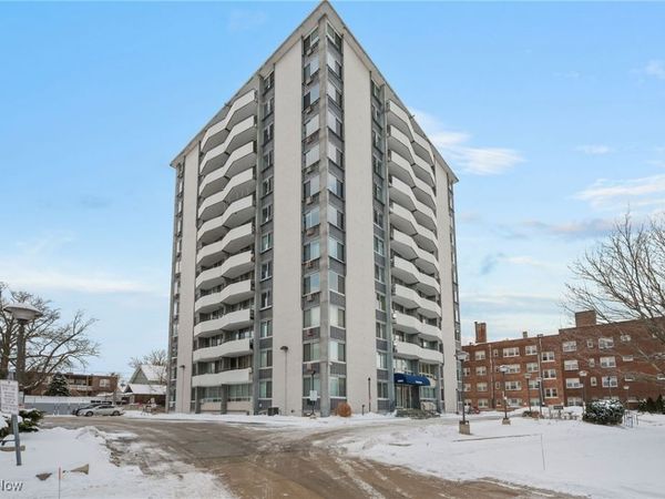 11811 Lake Avenue, Unit 503, Lakewood, OH 44107