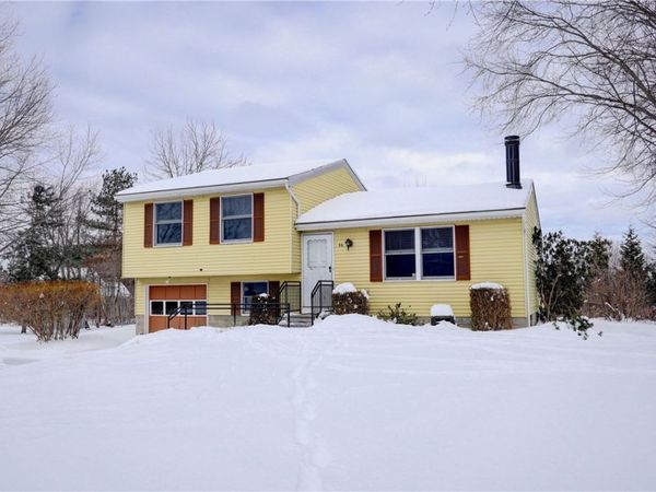 56 Ridge Meadows Drive, Spencerport, NY 14559