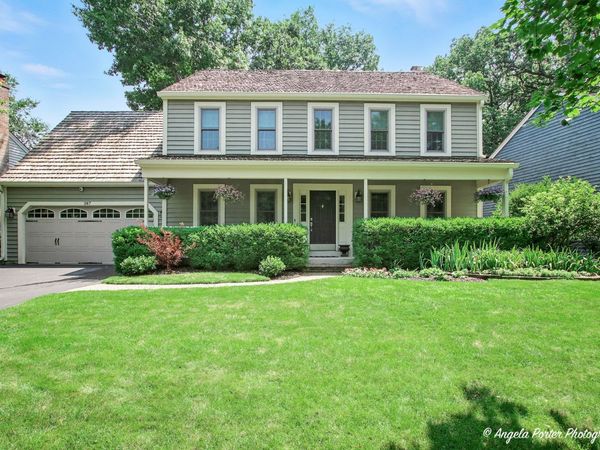 387 Long Hill Road, Gurnee, IL 60031