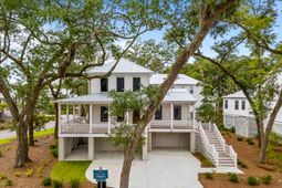 6045 Honey Hole Haven Road photo 4