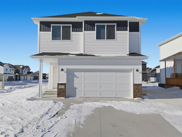 7373 22nd Street S, Fargo, ND 58104