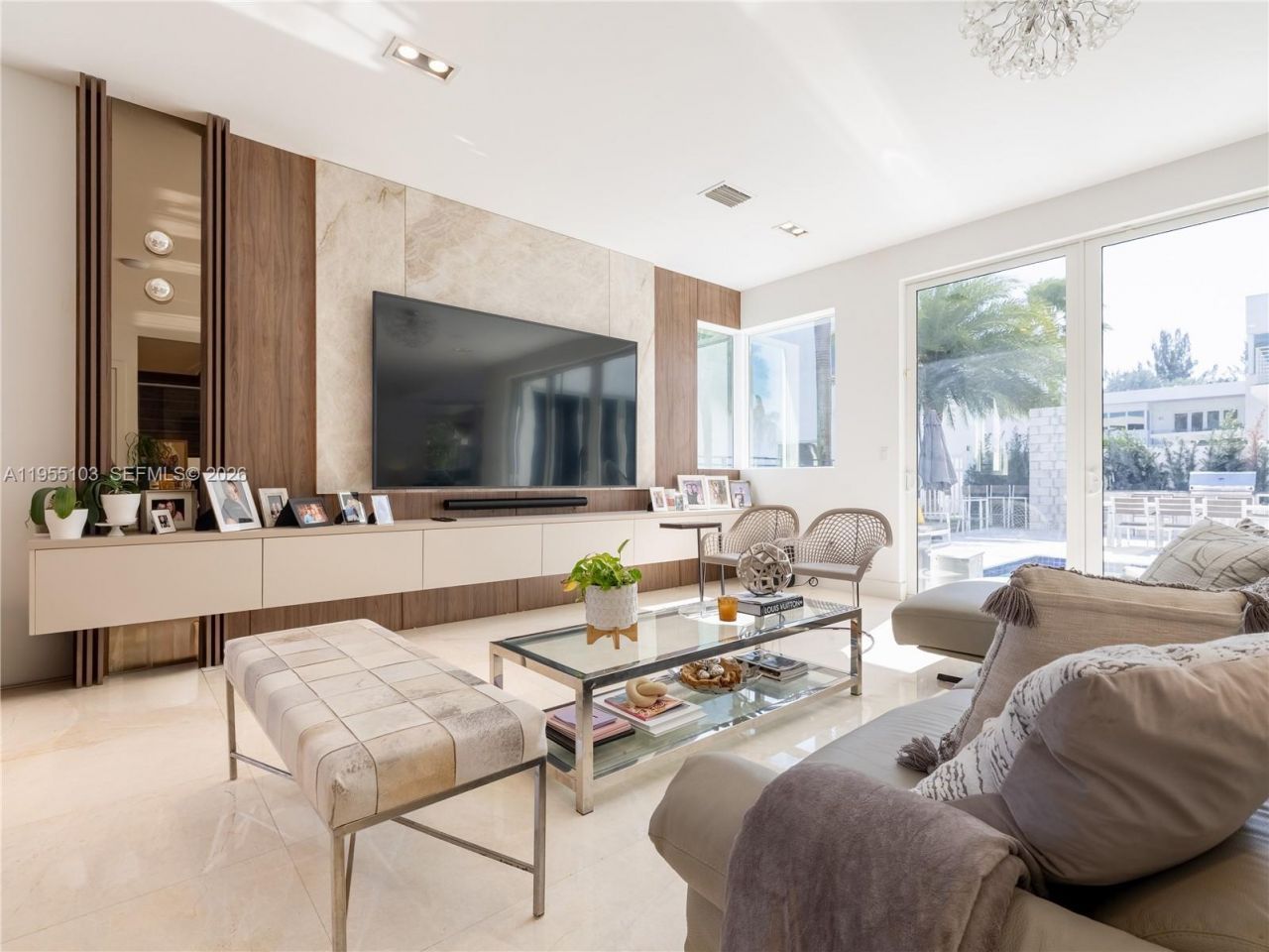 7451 NW 103rd Ct, Doral, FL 33178 Photo