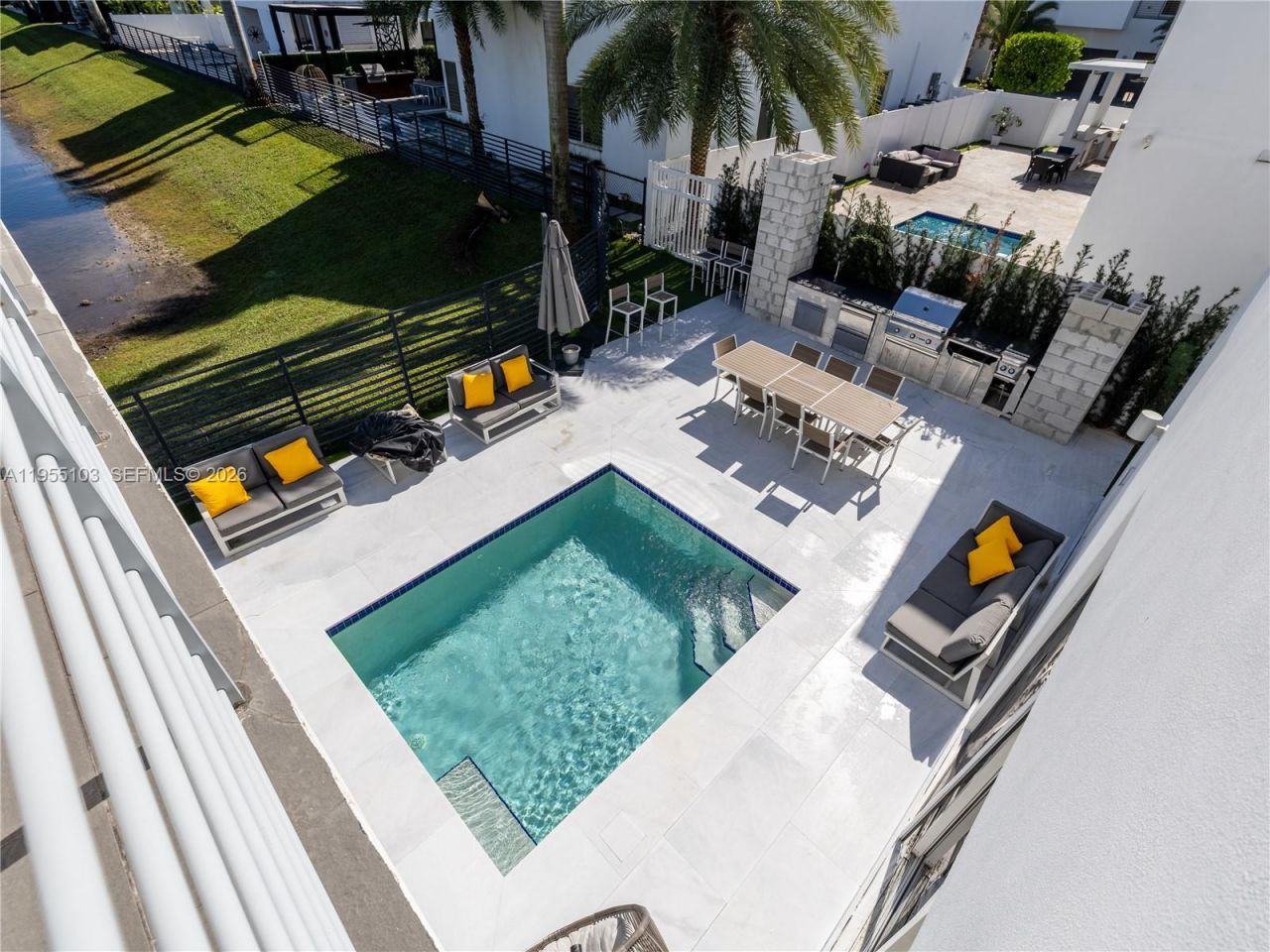 7451 NW 103rd Ct, Doral, FL 33178 Photo