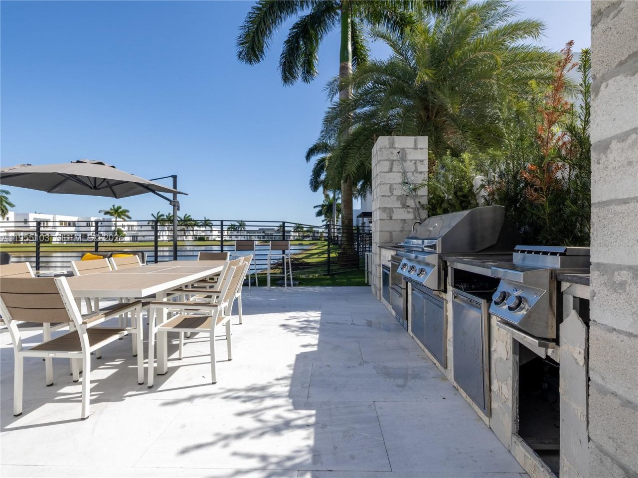 7451 NW 103rd Ct, Doral, FL 33178 Photo