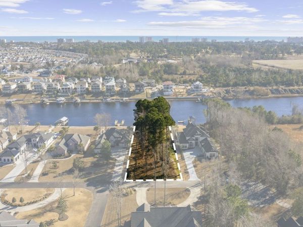 9789 Anchor Dr., Longs, SC 29568