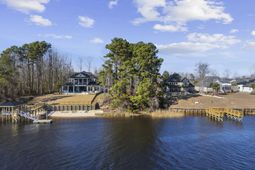 9789 Anchor Dr. photo 4