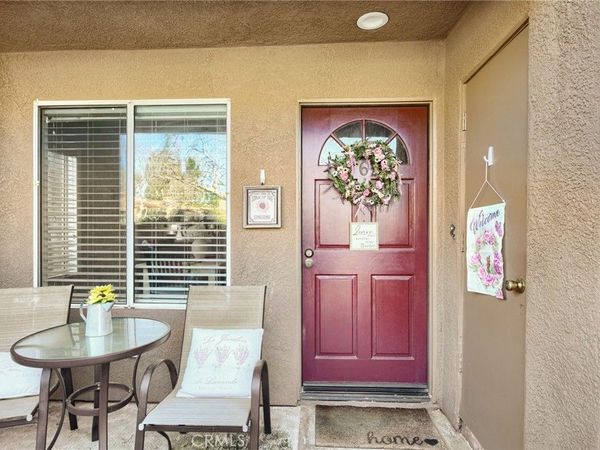 28146 Seco Canyon Road, Unit 64, Saugus, CA 91390