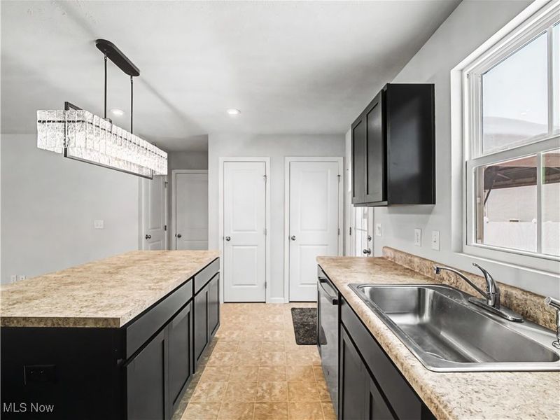 201 Taft Drive, Eastlake, OH 44095 Photo 16