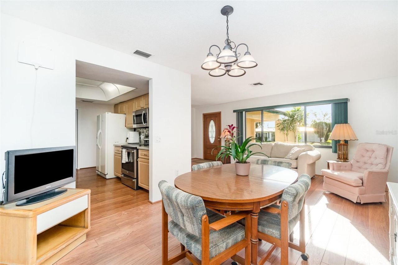 3425 Magnolia Way, Punta Gorda, FL 33950 Photo