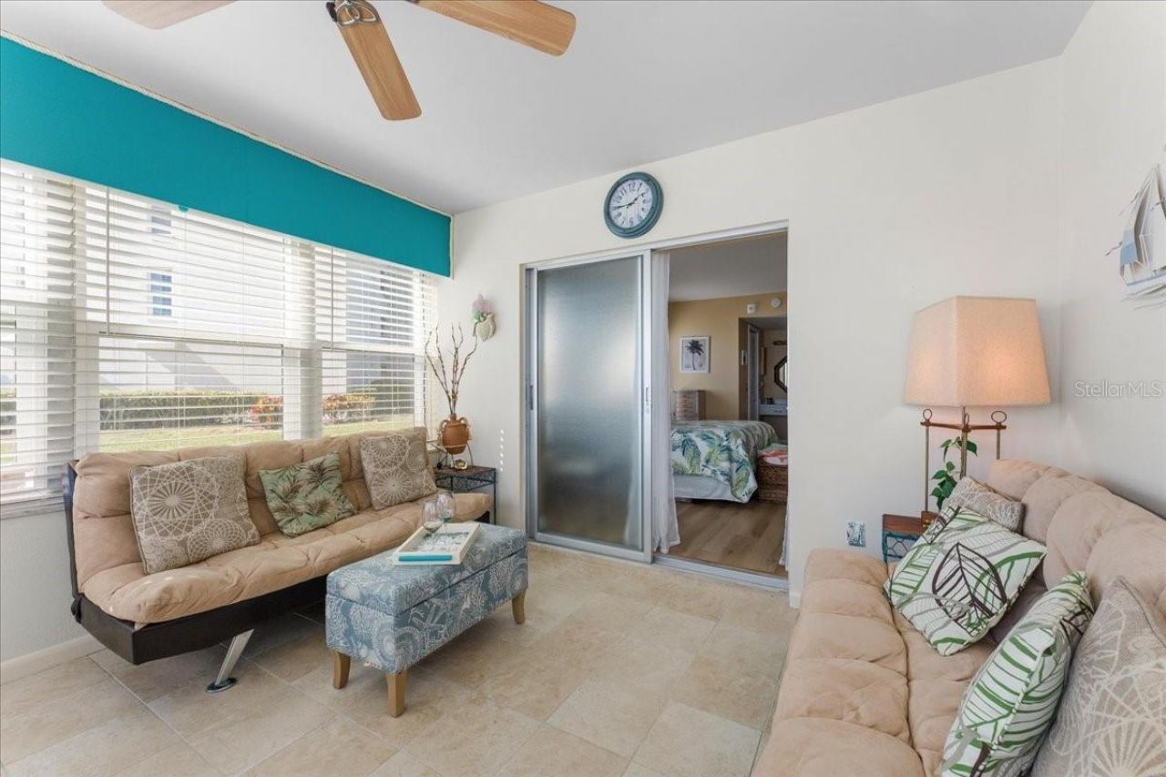 5020 Brittany Drive S, Unit 118, Saint Petersburg, FL 33715 Photo