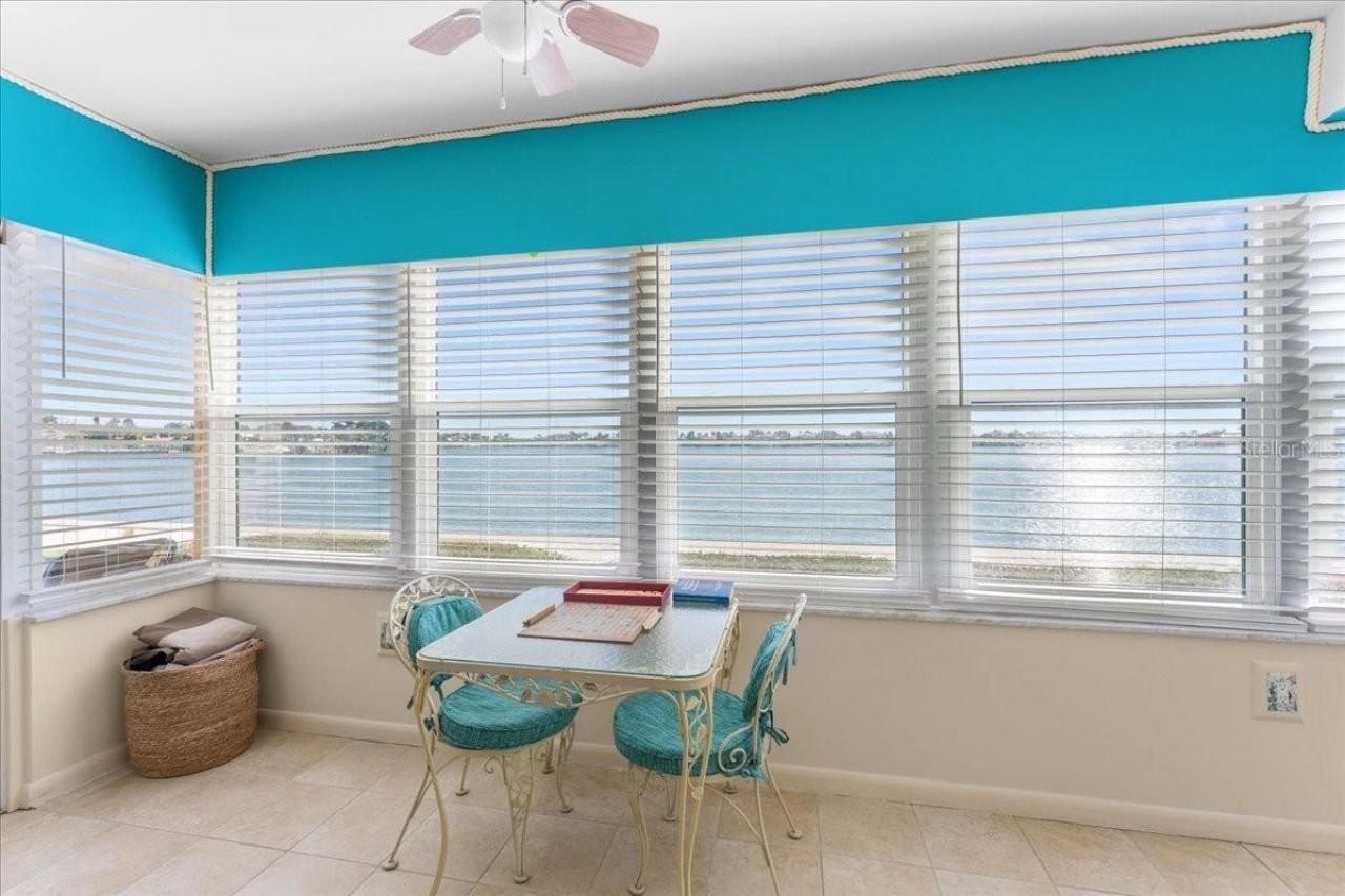 5020 Brittany Drive S, Unit 118, Saint Petersburg, FL 33715 Photo