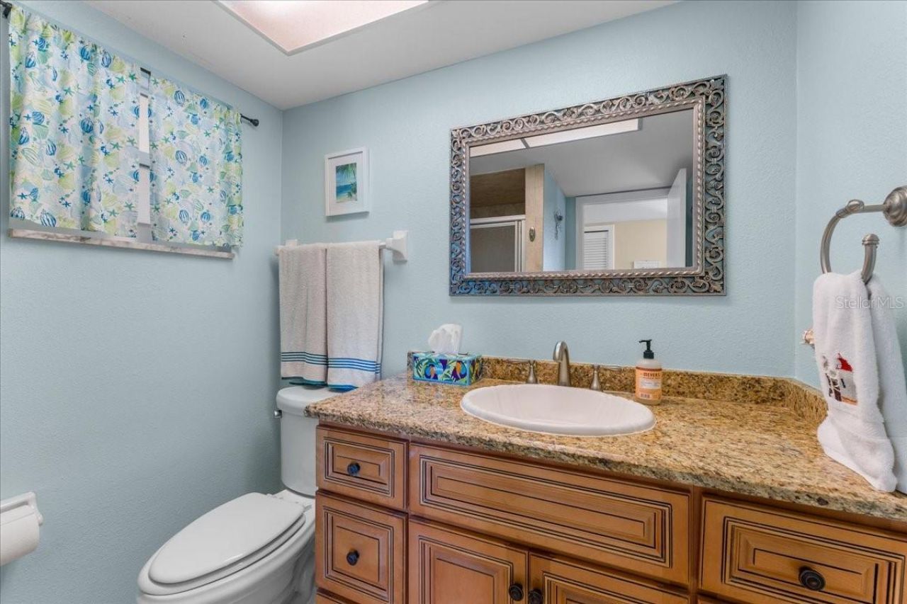 5020 Brittany Drive S, Unit 118, Saint Petersburg, FL 33715 Photo