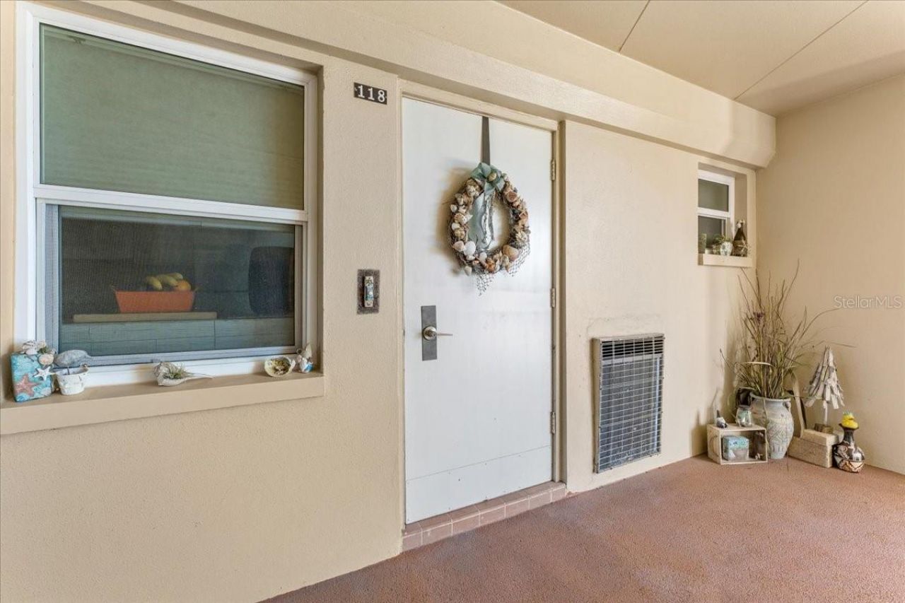 5020 Brittany Drive S, Unit 118, Saint Petersburg, FL 33715 Photo