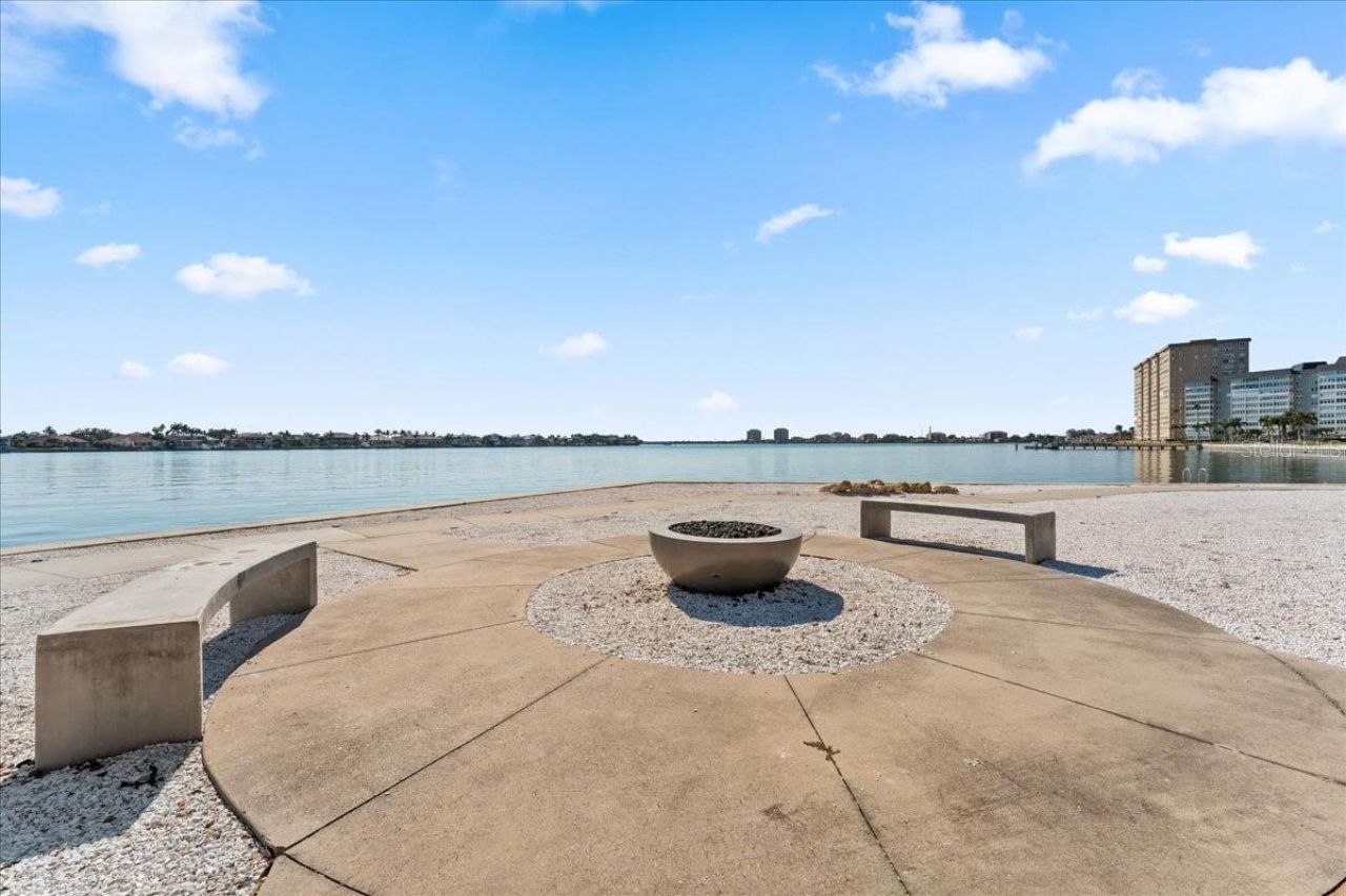 5020 Brittany Drive S, Unit 118, Saint Petersburg, FL 33715 Photo