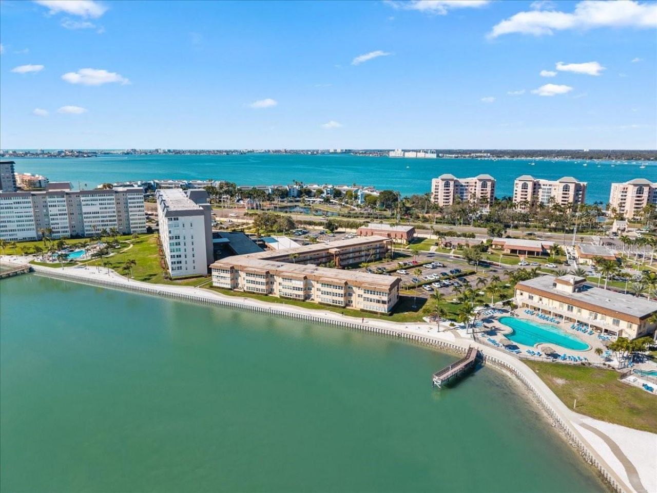 5020 Brittany Drive S, Unit 118, Saint Petersburg, FL 33715 Photo