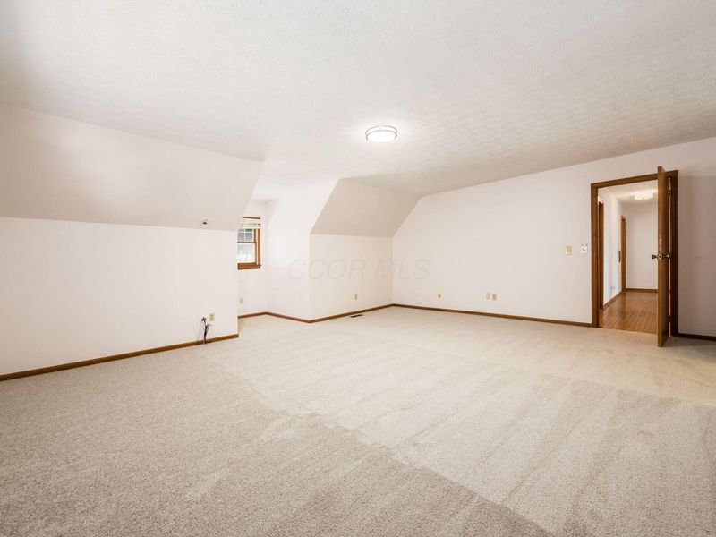 5520 Ellinger Street, Columbus, OH 43235 Photo 23