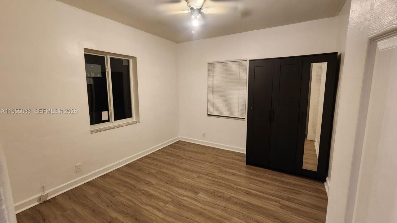 2729 NW 47th St, Miami, FL 33142 Photo