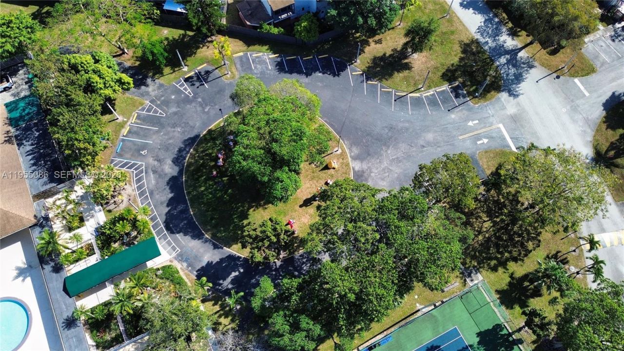 7034 SW 112th Ct , Miami, FL 33173 Photo