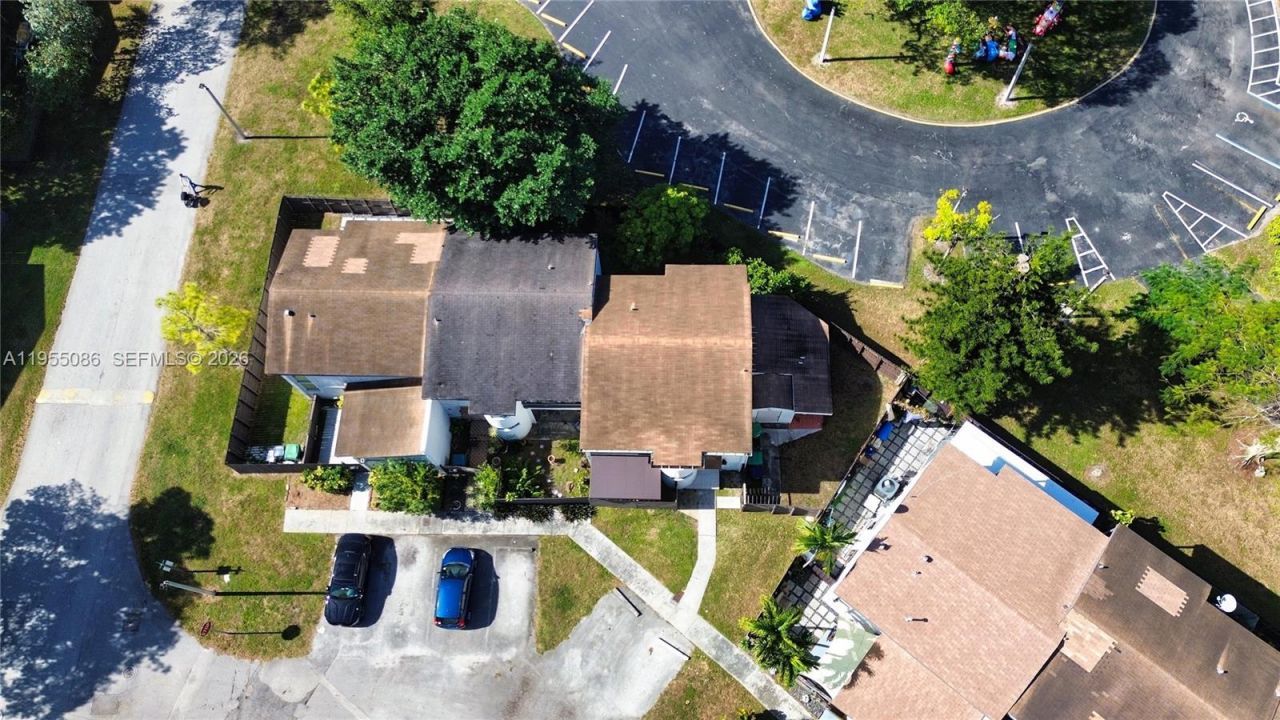 7034 SW 112th Ct , Miami, FL 33173 Photo