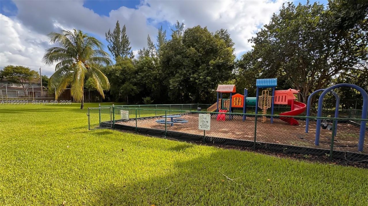 3038 E Missionwood Cir, Unit A-1, Miramar, FL 33025 Photo