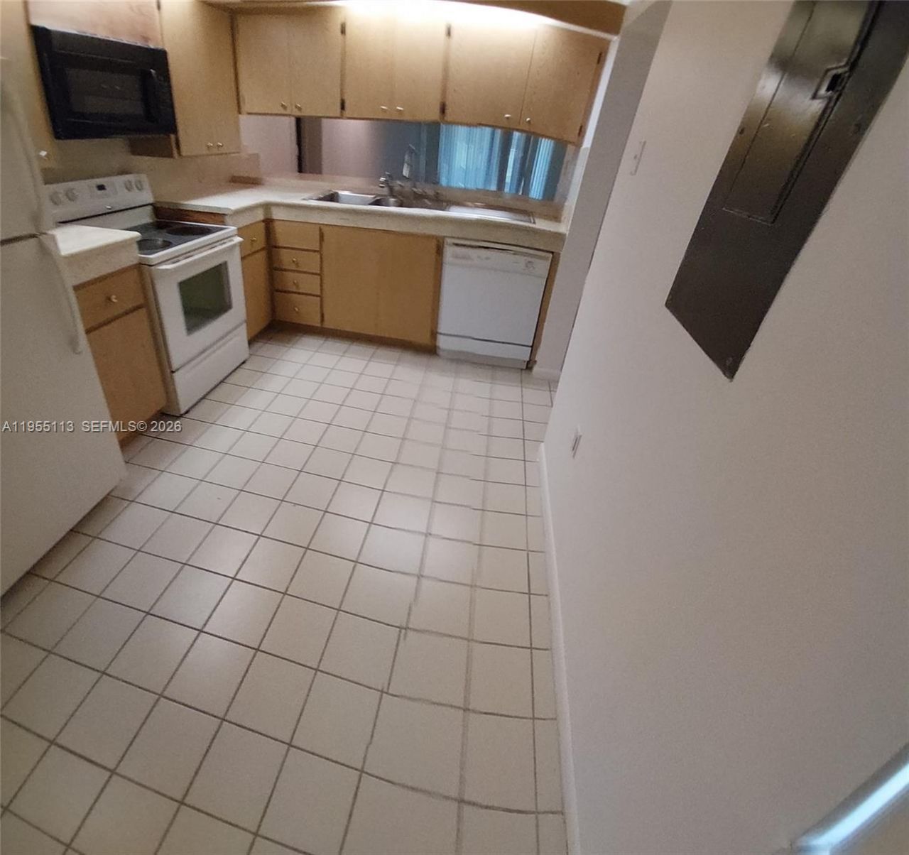 2621 Village Blvd, Unit 102, West Palm Beach, FL 33409 Photo