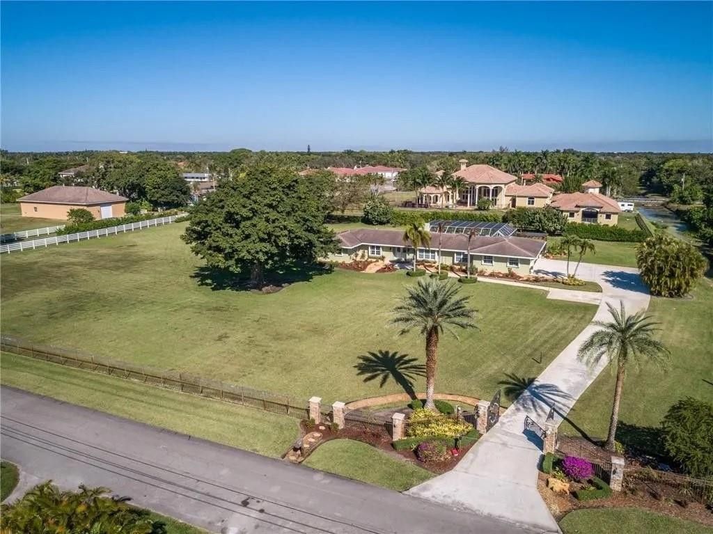 17501 SW 54th Street, Southwest Ranches, FL 33331 Photo