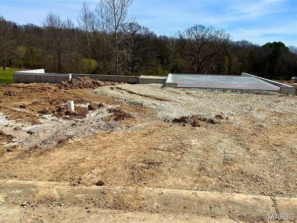 774 Sydney Court, Washington, MO 63090