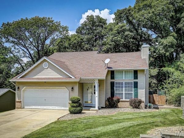 2213 Stone Gate Drive, Dupo, IL 62239