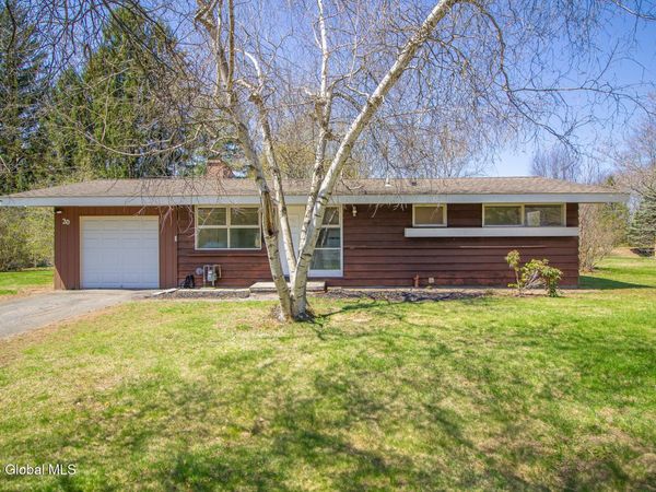 20 Knadler Drive, Latham, NY 12110