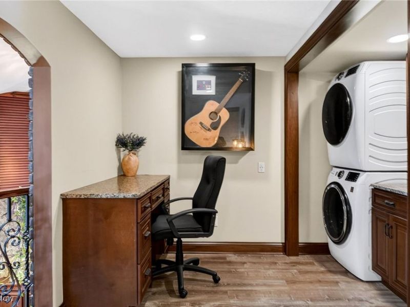 13817 Lakewood Heights Boulevard, Cleveland, OH 44107 Photo 22