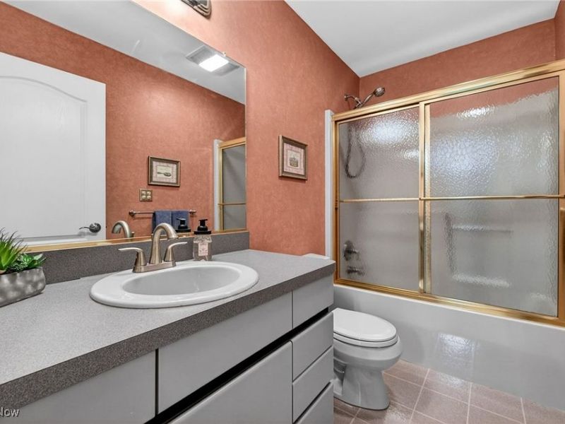 13817 Lakewood Heights Boulevard, Cleveland, OH 44107 Photo 27