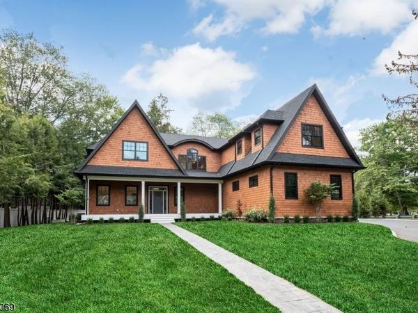 803 Marshall Rd, River Vale, NJ 07675