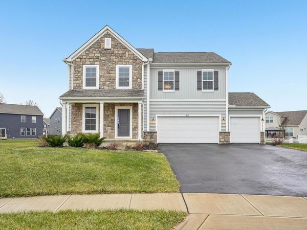 617 Big Stone Drive, Sunbury, OH 43074