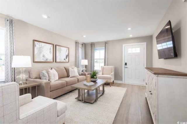 208 Bent Green Ct. Photo 4