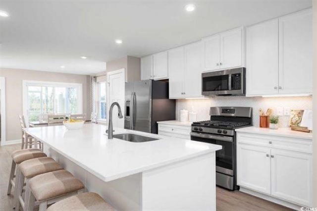 208 Bent Green Ct. Photo 5