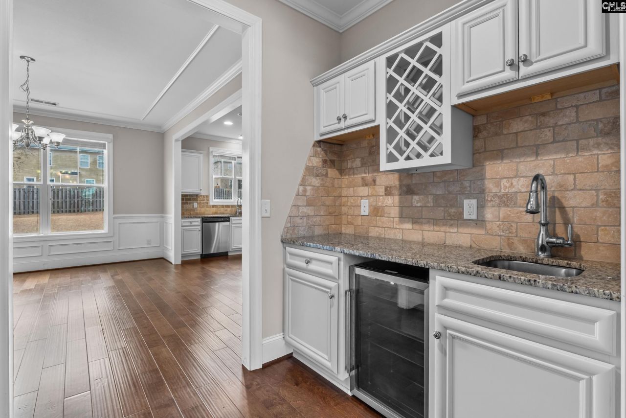 546 Caladium Way Photo 8